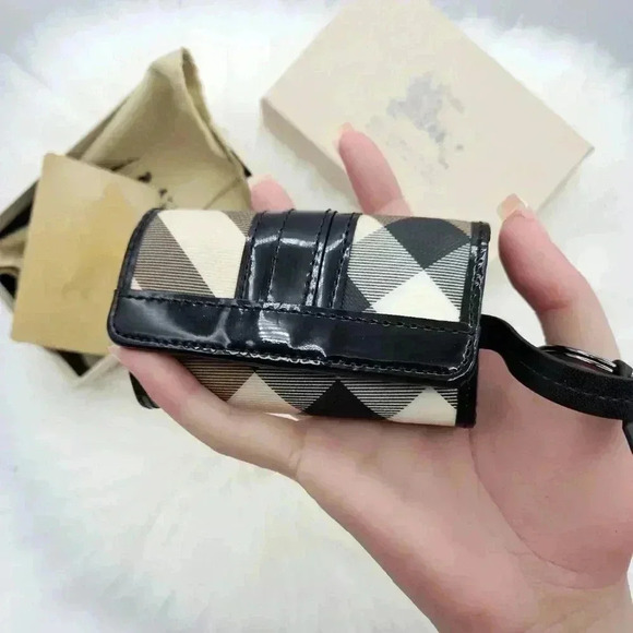 Burberry  Multi Nova Check Key Holder - Picture 16 of 16